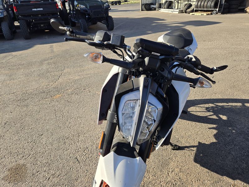 USED 2019 KTM DUKE 390 Image 13