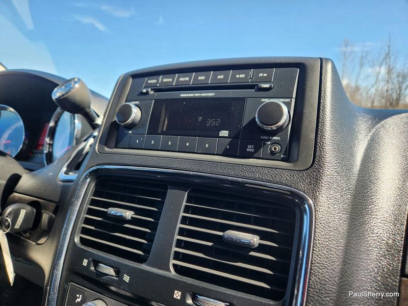 Used 2013 Dodge Grand Caravan SXT
