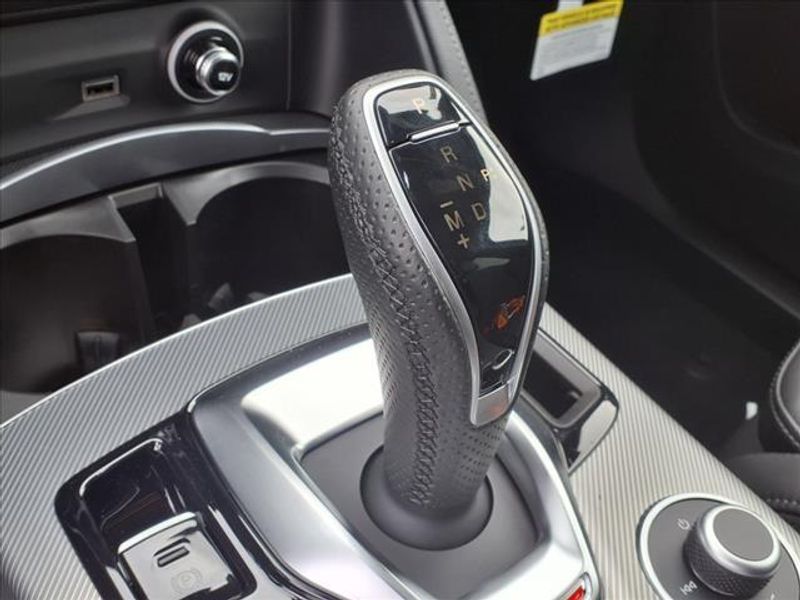 2025 Alfa Romeo Stelvio AwdImage 23