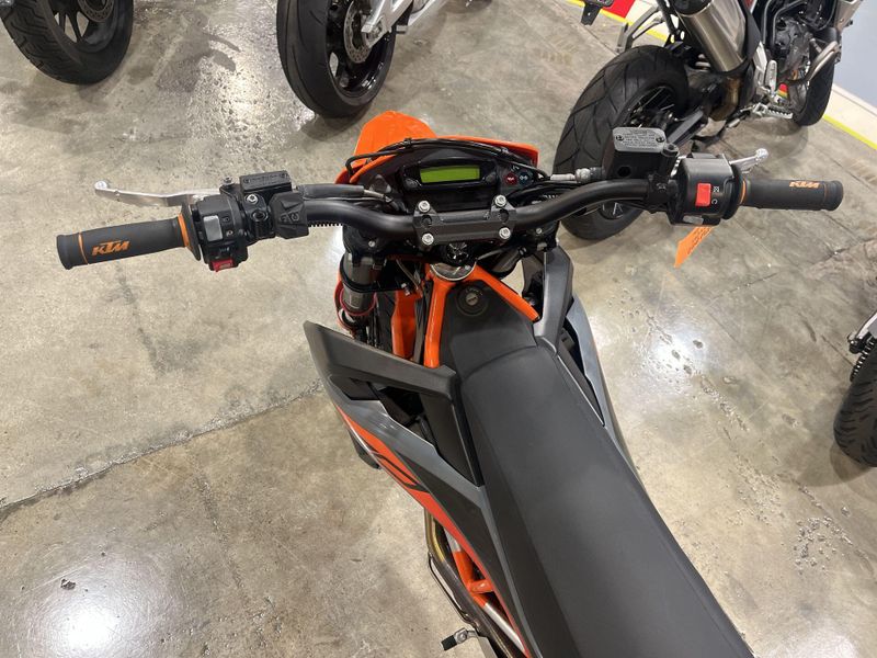 Used 2021 KTM 690 SMC R Image 20