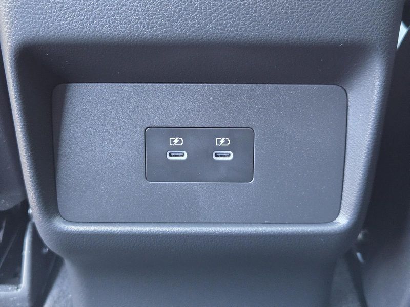 Used 2024 Nissan Rogue FWD SV