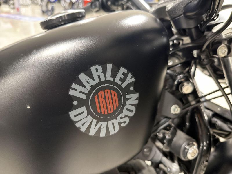 Used 2020 Harley-Davidson SPORTSTER IRON 883 Image 26