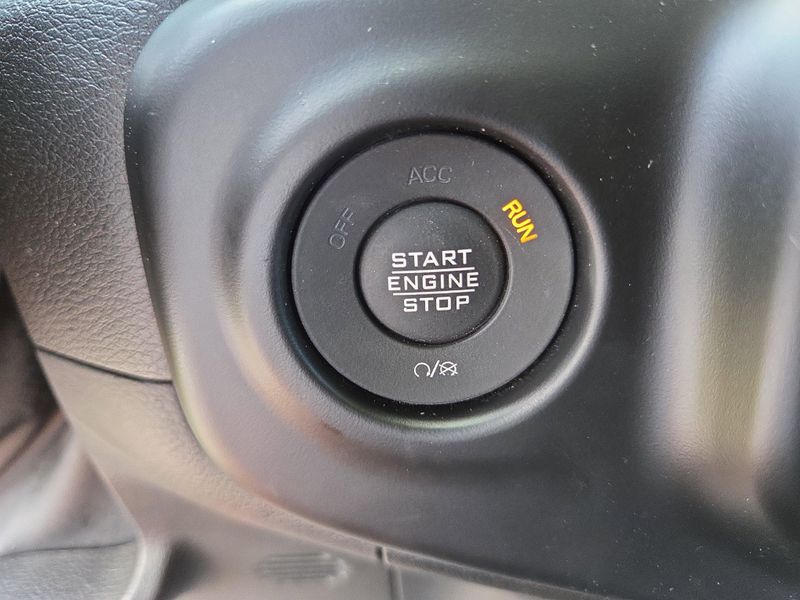 2022 Jeep Wrangler 4xe Unlimited Rubicon photo 27