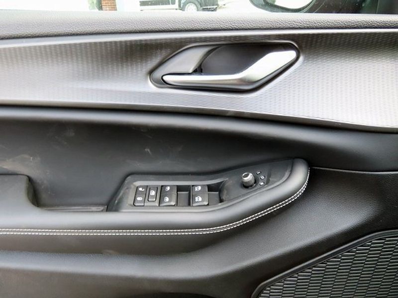 2023 Jeep Grand Cherokee LaredoImage 12