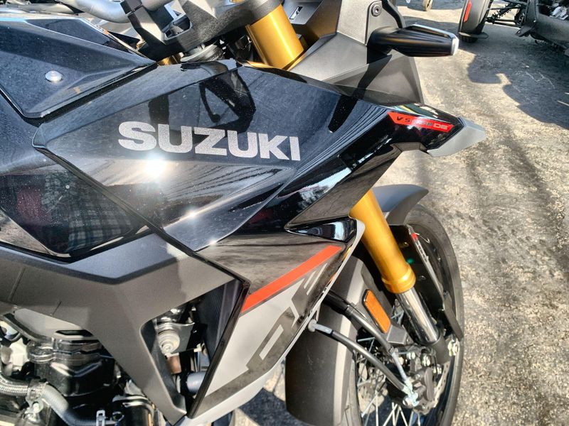 New 2025 Suzuki V-STROM 800DE Image 21