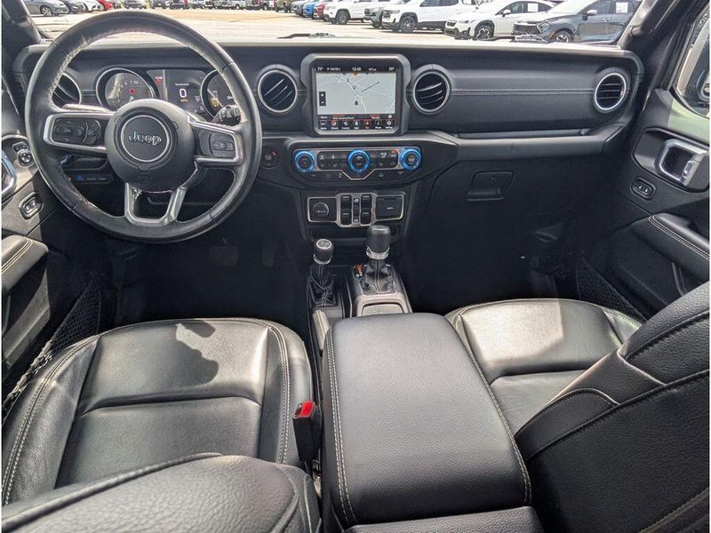 2021 Jeep Wrangler 4xE Unlimited SaharaImage 31
