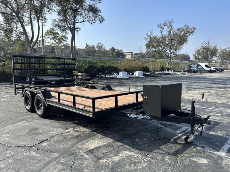 New 2025 Zieman F-814 WIDE BODY Image 22