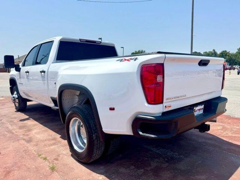 Used 2025 Chevrolet Silverado 3500HD Image 9