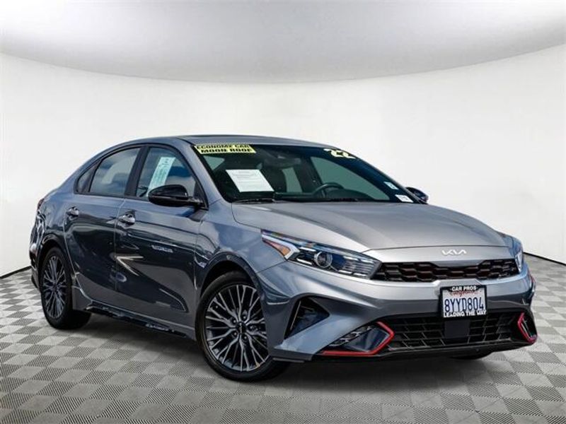 Used 2022 Kia Forte GT-LineImage 2