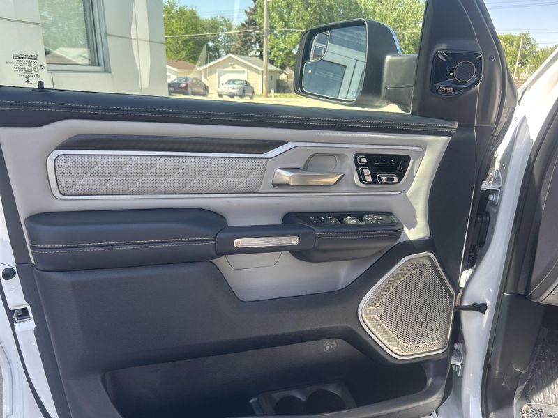 2025 RAM 1500 TungstenImage 14