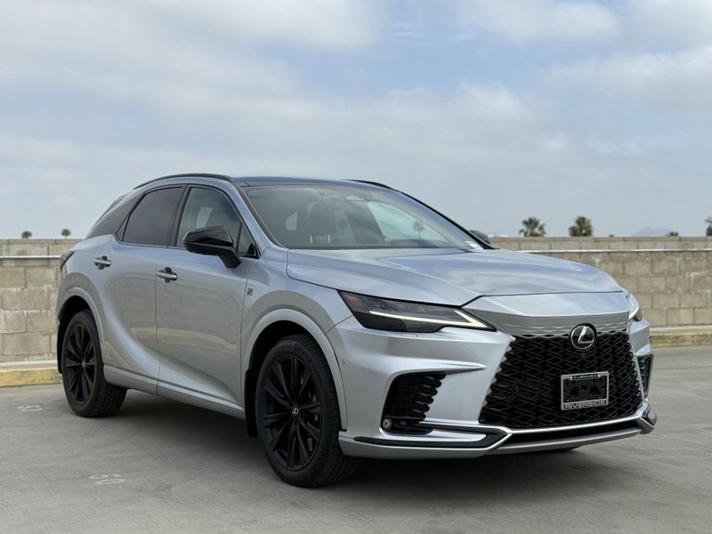 2023 Lexus RX 500h F SPORT PerformanceImage 2