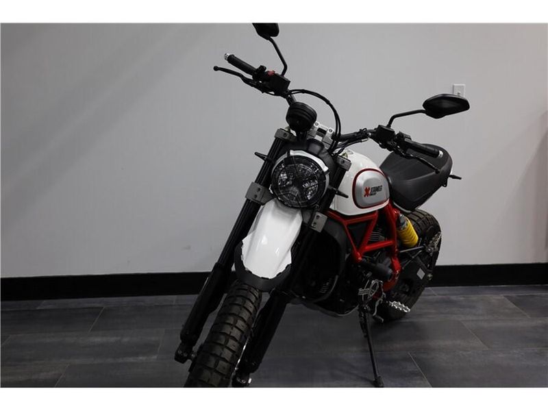 2020 Ducati Scrambler in a White exterior color. New England Powersports 978 338-8990 pixelmotiondemo.com 