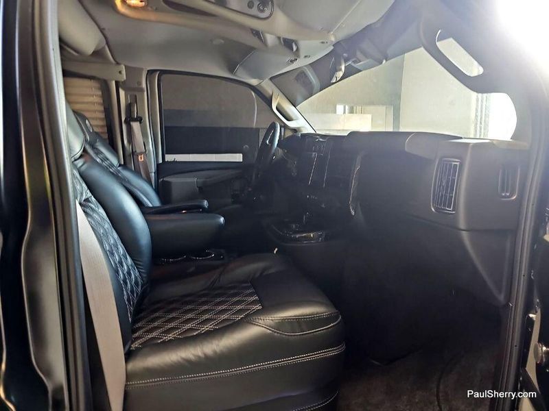 Used 2025 GMC Savana Cargo Image 11