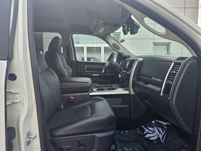 2017 RAM 1500 LaramieImage 14