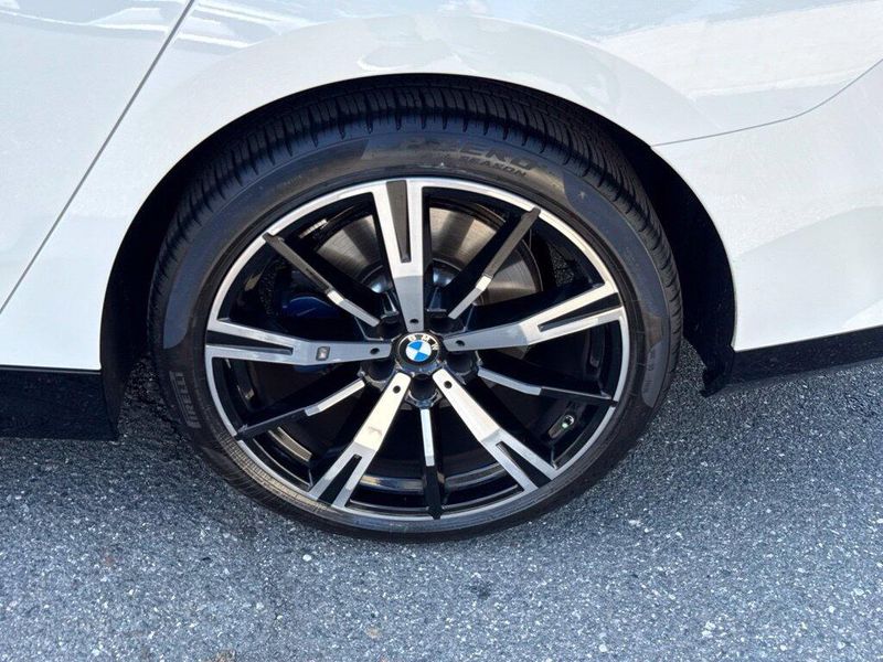 Used 2026 BMW 5 Series 530iImage 14