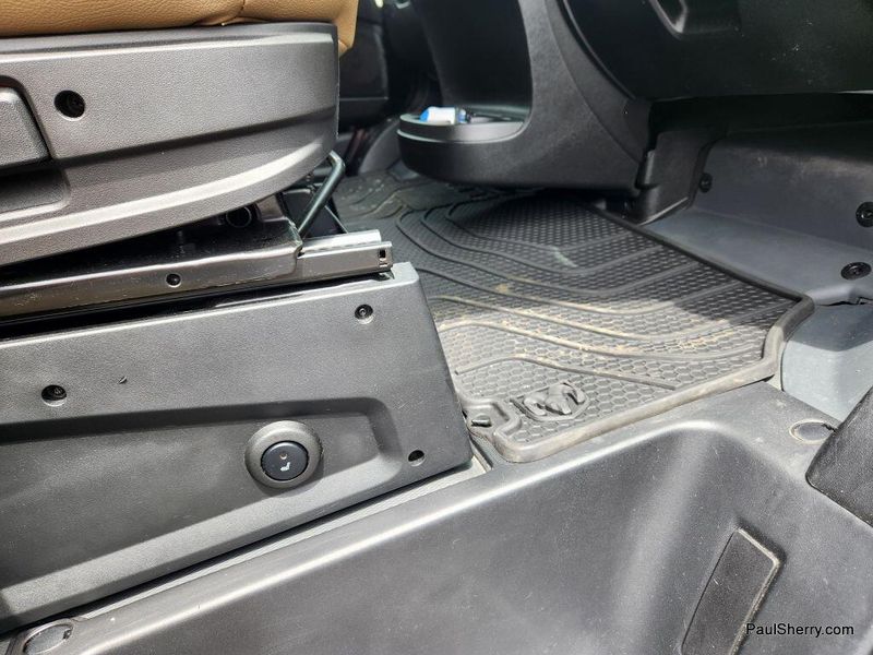 2018 RAM ProMaster 1500 Low RoofImage 37