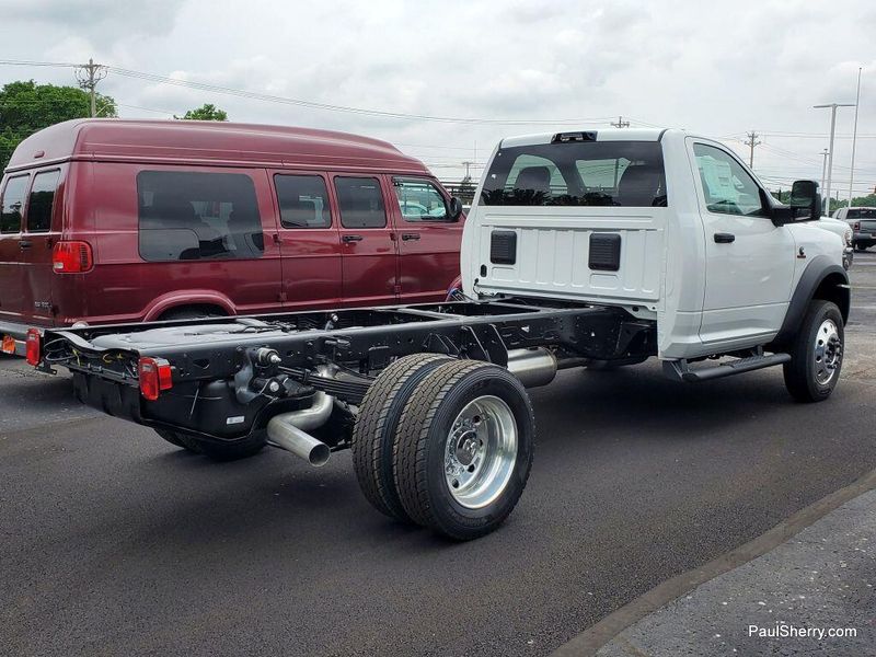 2025 RAM 5500 Chassis TradesmanImage 2