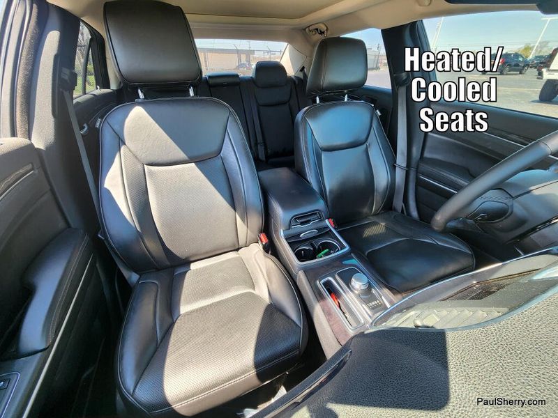 Used 2023 Chrysler 300 Touring L