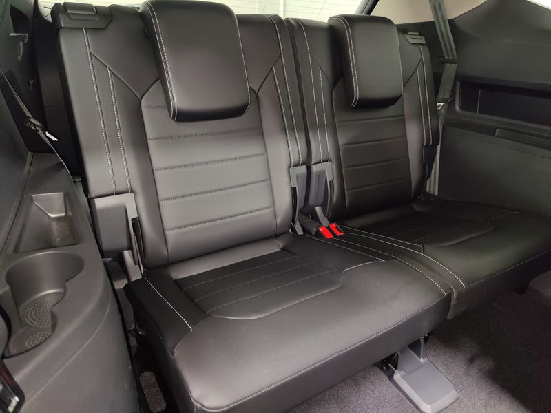 Used 2023 Volkswagen Atlas V6 AWD SEL Premium R-Line w/SunroofImage 22