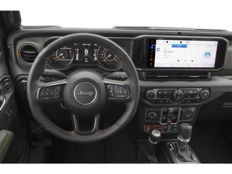 New 2025 Jeep Gladiator Mojave 4x4Image 6