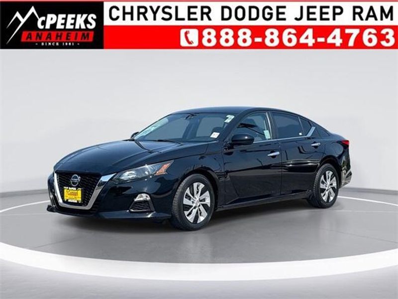 Used 2022 Nissan Altima 2.5 SImage 1