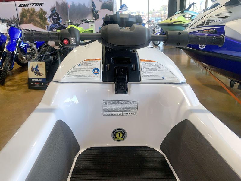 2025 Yamaha Superjet Image 11