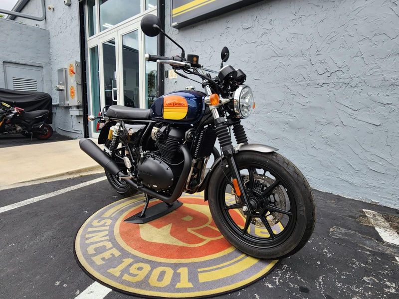 New 2024 Royal Enfield INTERECEPTOR 650 Image 9