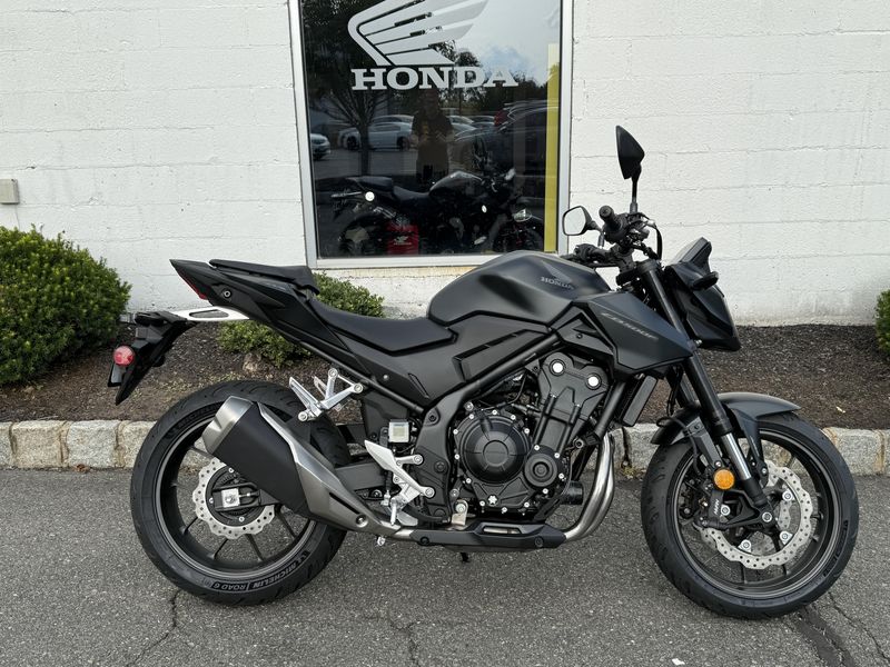 2025 Honda CB500FImage 1