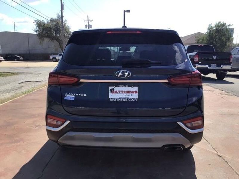 2019 Hyundai Santa Fe SE 2.4Image 7