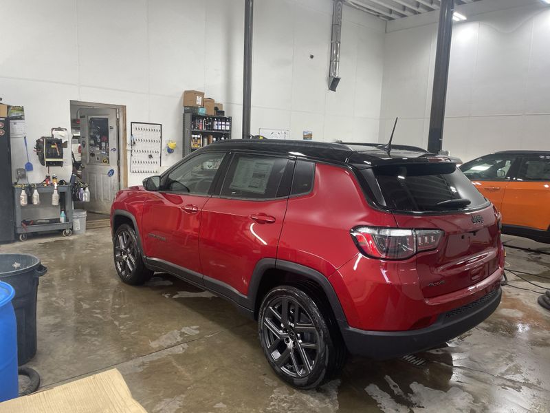 2026 Jeep Compass Limited photo 2