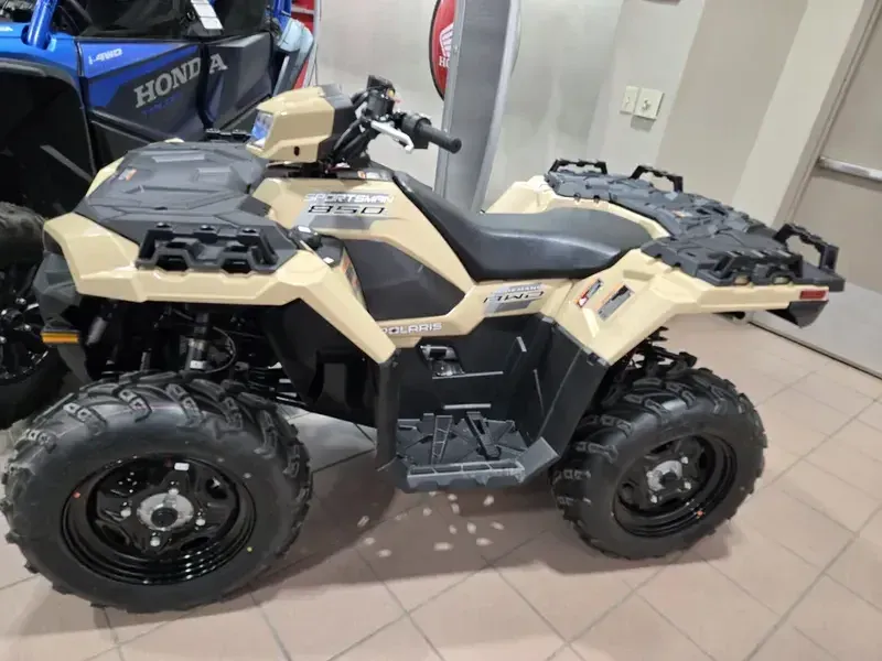 2025 Polaris SPORTSMAN 850 MILITARY TAN Image 12