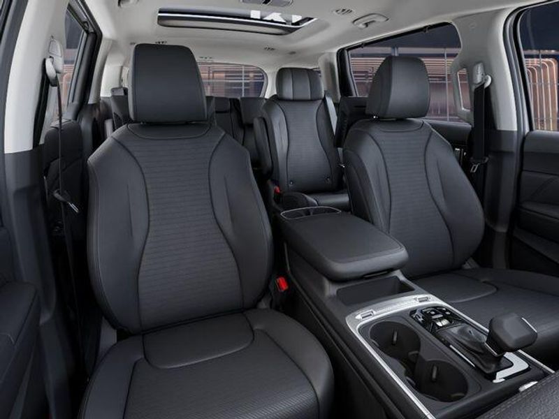 New 2026 Kia Carnival SX PrestigeImage 16