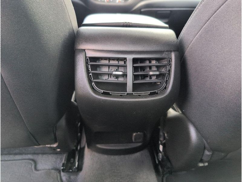 Used 2024 Chevrolet Malibu LTImage 33