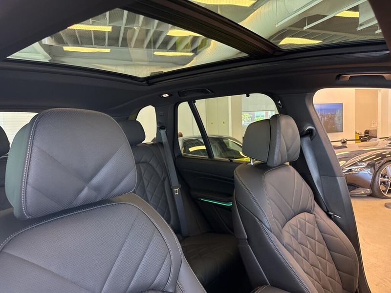 2025 BMW X5 xDrive40i M PACKAGE