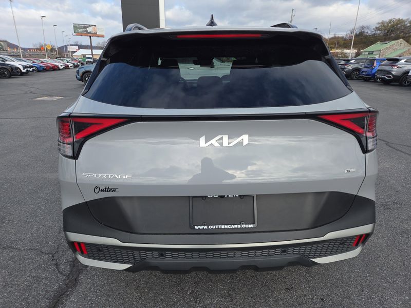 2023 Kia Sportage X-Line photo 4