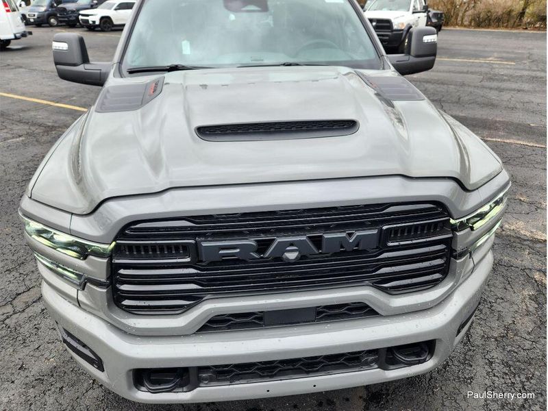 New 2026 RAM 3500 Laramie Crew Cab 4x4 6'4' Box