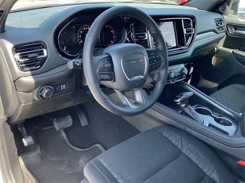 2024 Dodge Durango SXT RwdImage 16