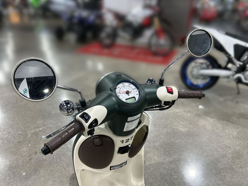 New 2024 Honda Metropolitan Image 17