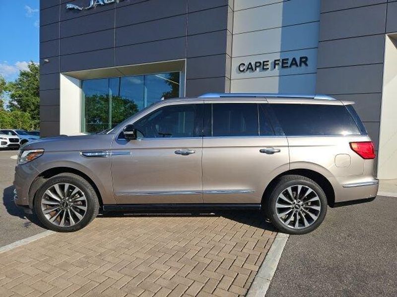 2018 Lincoln Navigator Select