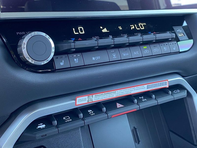 2025 Toyota Tundra PlatinumImage 16