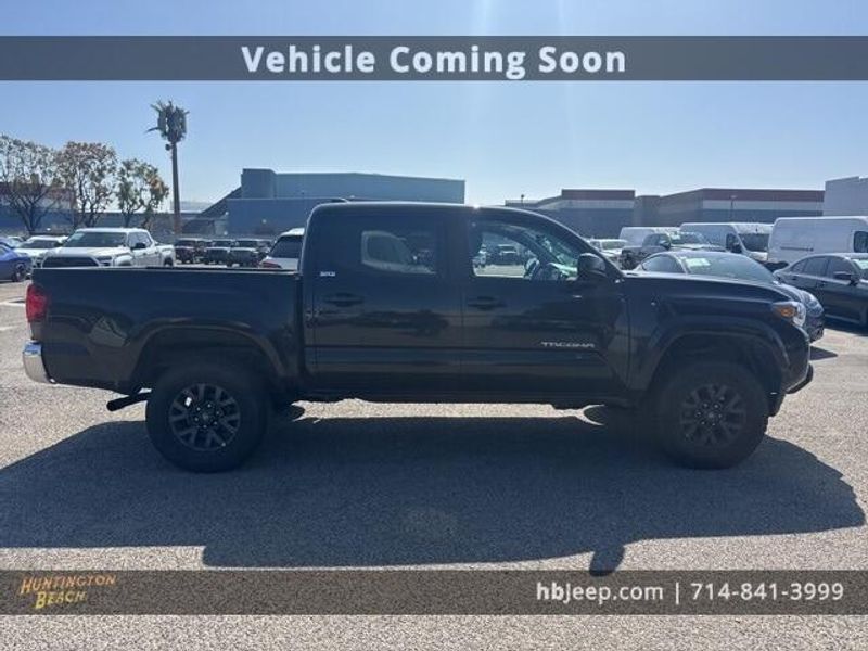 2023 Toyota Tacoma SR5Image 4