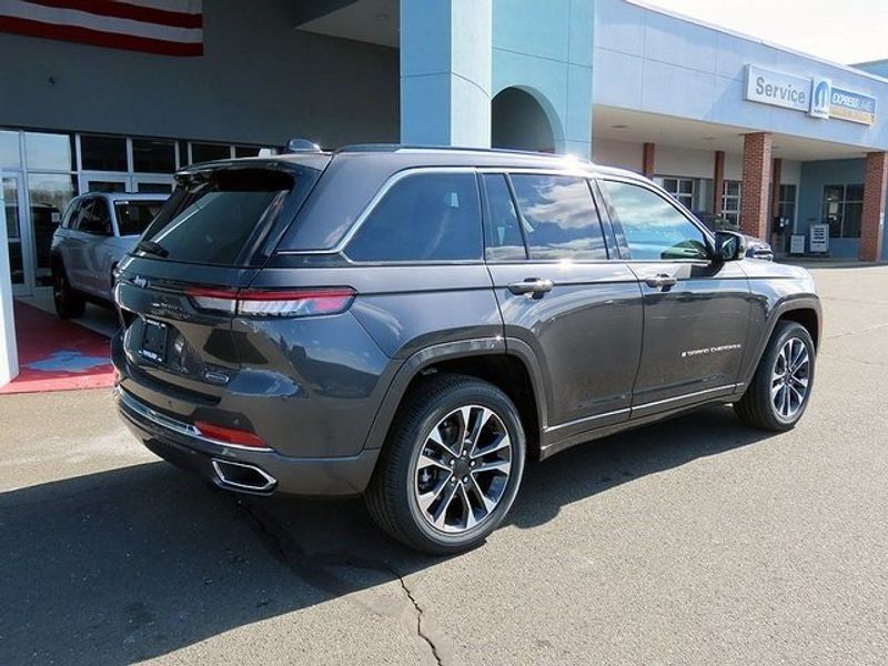 2023 Jeep Grand Cherokee OverlandImage 7