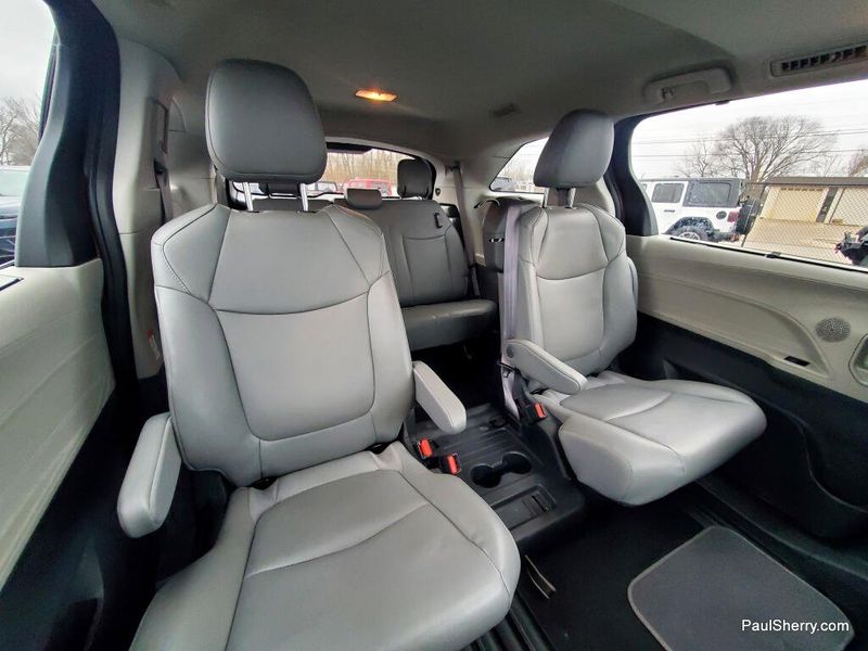 Used 2024 Toyota Sienna XLE