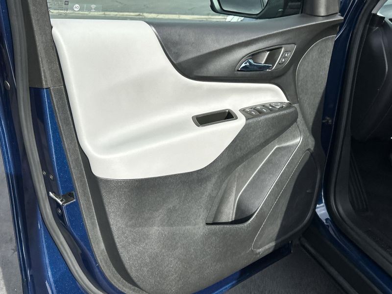 Used 2022 Chevrolet Equinox LSImage 22