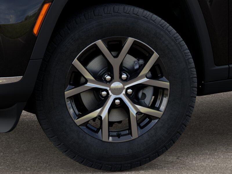 2025 Jeep Grand Cherokee Limited photo 4