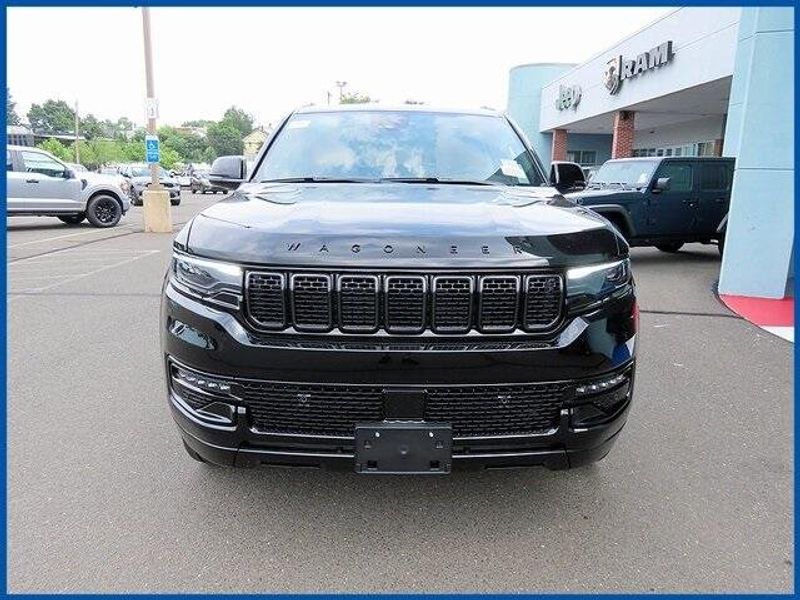 2025 Jeep Wagoneer Carbide 4x4Image 3