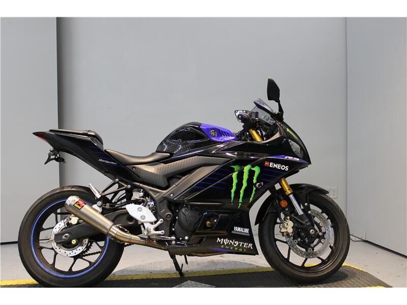 Used 2021 Yamaha YZFR3 Image 1