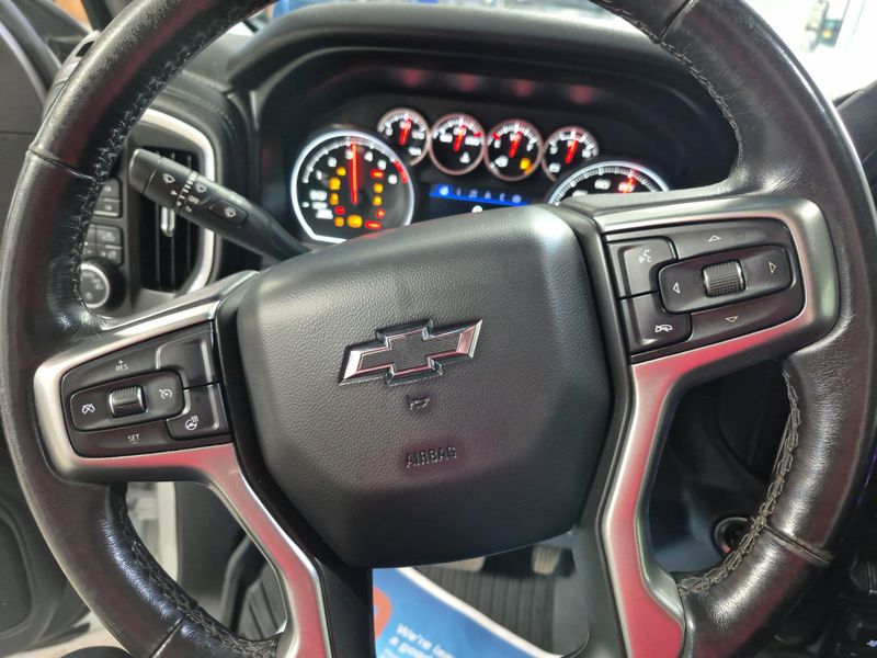 2021 Chevrolet Silverado 1500 RSTImage 33