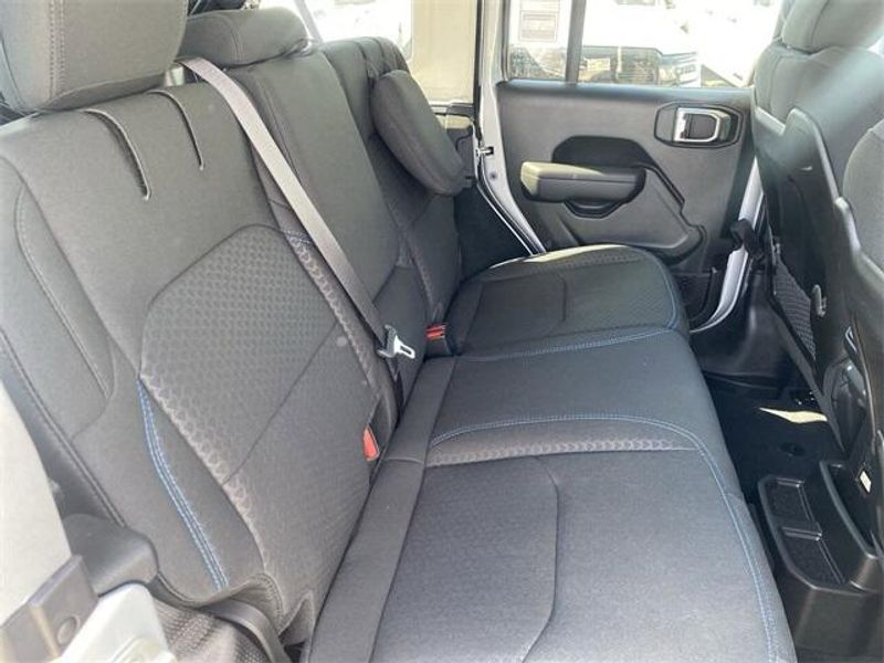 New 2024 Jeep Wrangler 4-door Rubicon 4xeImage 14