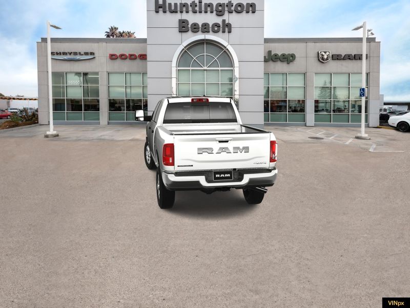 2025 RAM 3500 Big Horn Crew Cab 4x4Image 9